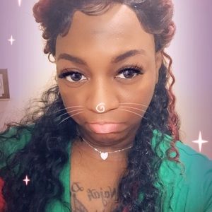 Meet your Posher, Beverly